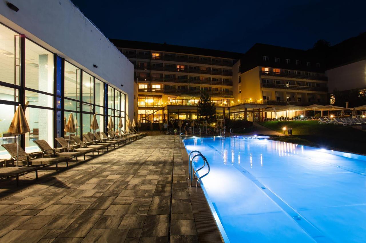 ווינה Hotel Sitno Forest Resort - Family Friendly מראה חיצוני תמונה