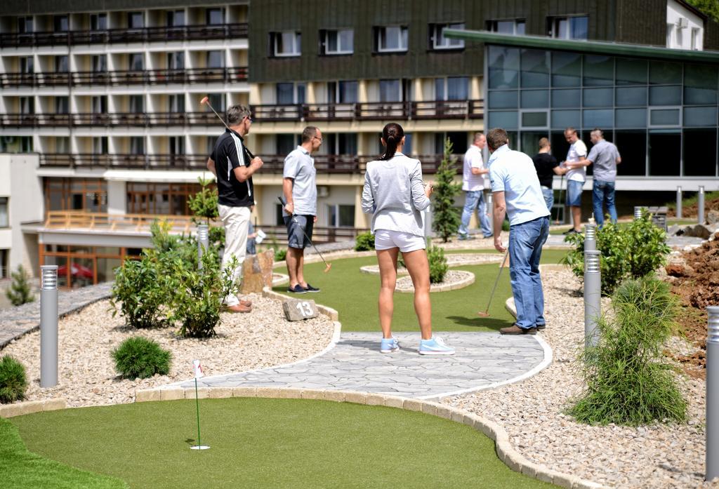 ווינה Hotel Sitno Forest Resort - Family Friendly מראה חיצוני תמונה