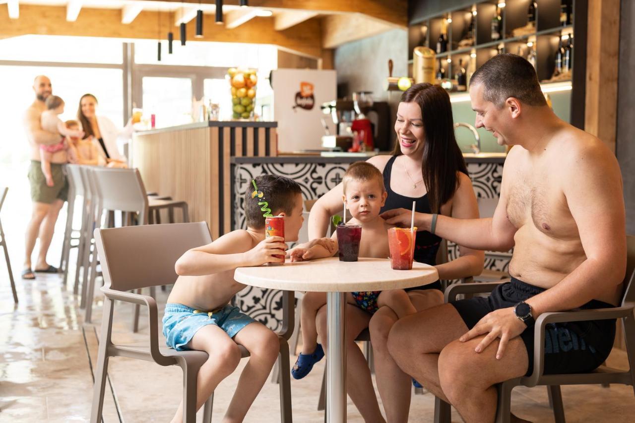 ווינה Hotel Sitno Forest Resort - Family Friendly מראה חיצוני תמונה